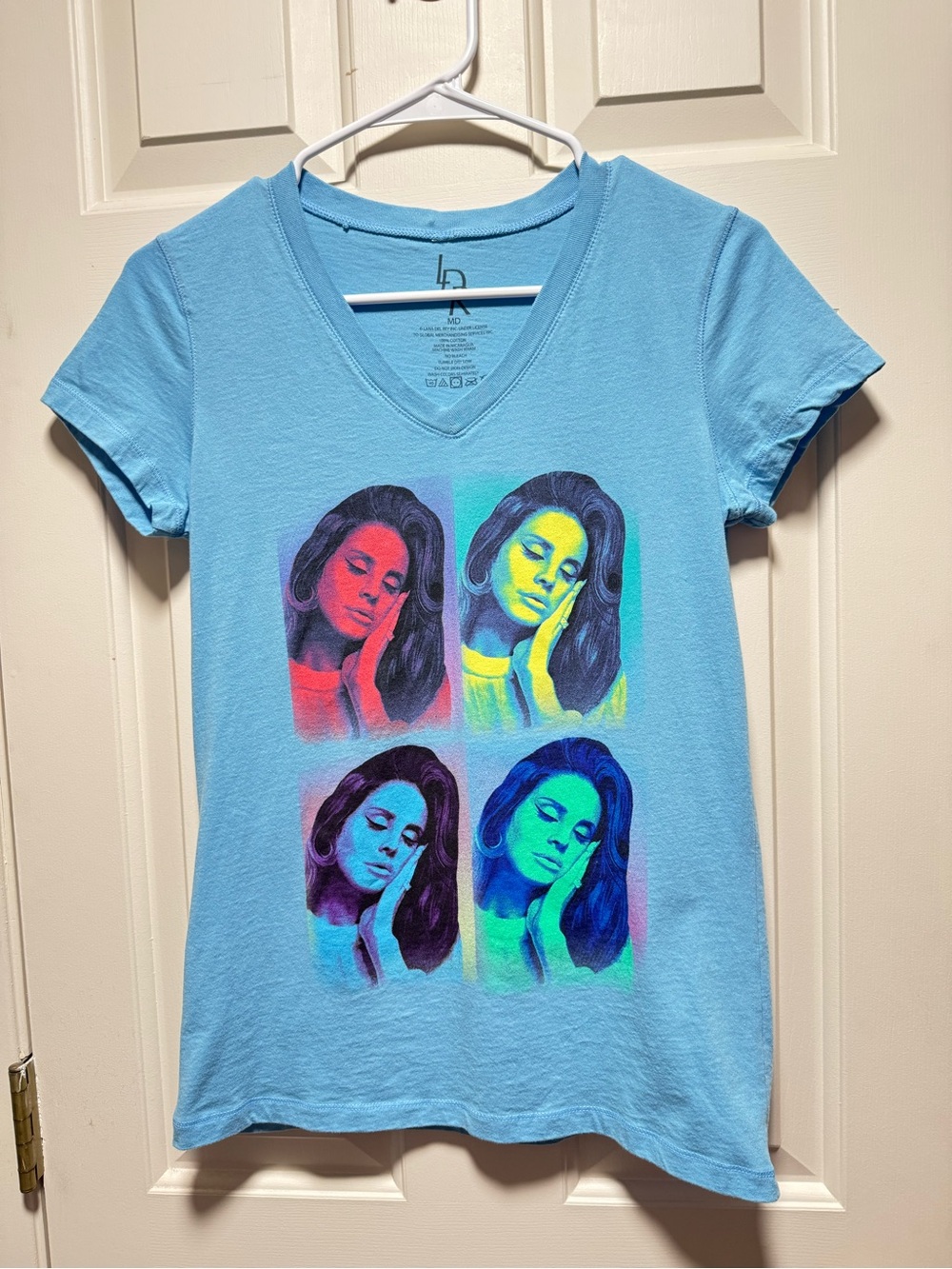 2/$30 Lana Del Rey Light Blue V-Neck Music Pop Art T-shirt